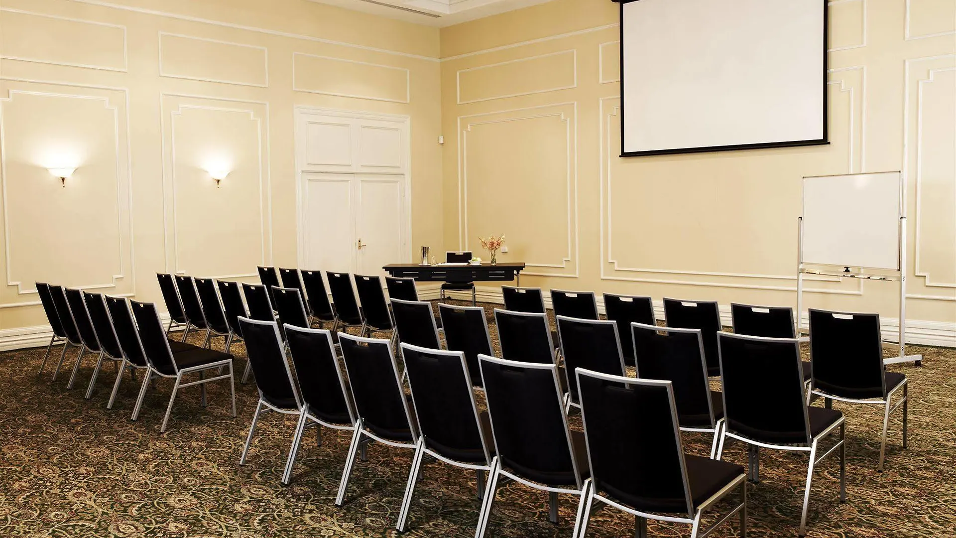 Rydges Southbank Townsville Hotel