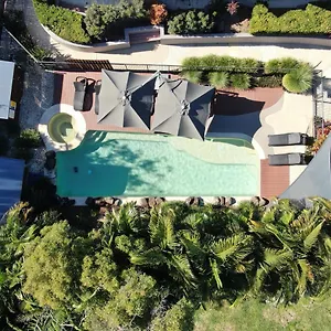 Aparthotel The Byron Beachcomber ****