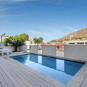 Kensington **** Townsville
